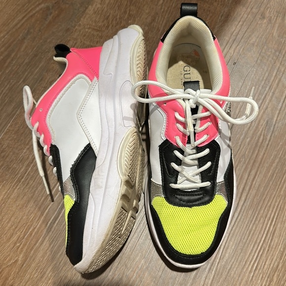 Guess Women’s Colorblock Chunky Sneakers in Yellow White Pink and Black - Picture 2 of 3